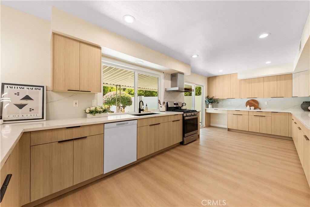 23836 Minnequa Drive