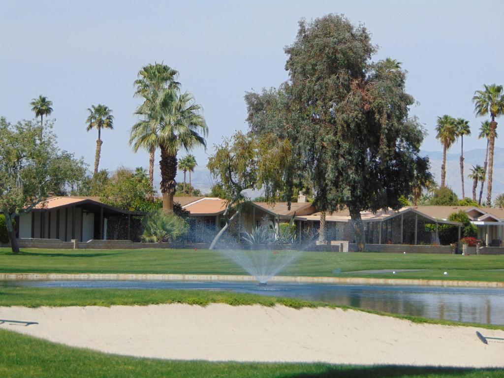 Suncrest Country Clb - Manufactured In Park