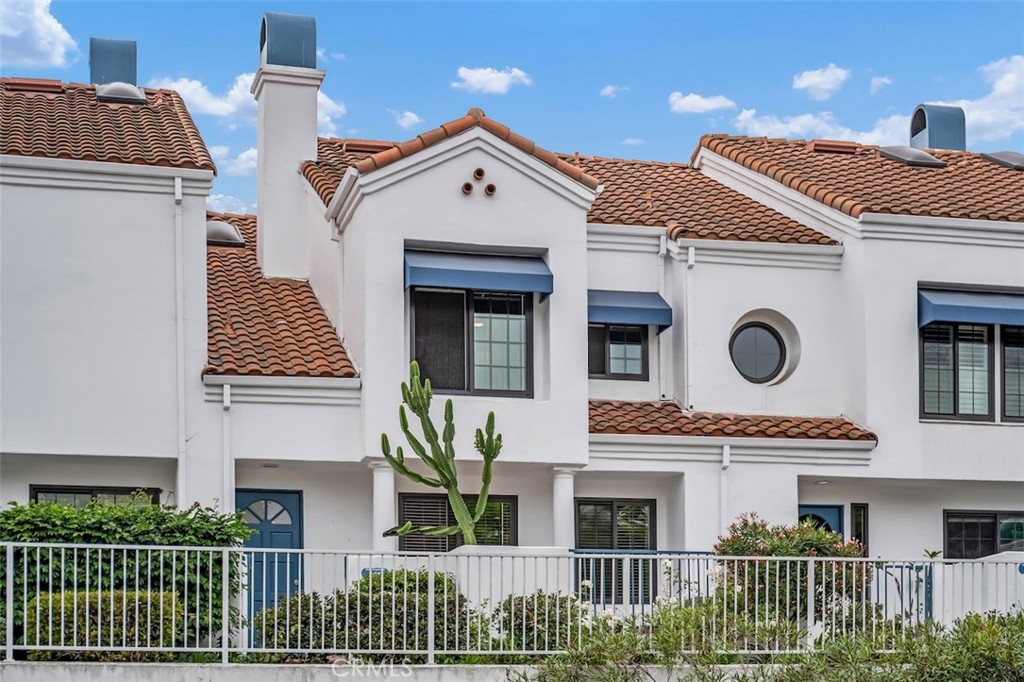 Pacific Ranch Townhomes (PRAT) - Residential