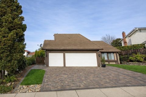 5980 Skyfarm Dr Castro Valley CA 94552