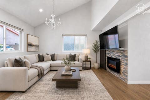 Photo of 9946 Owensmouth Ave #9, Chatsworth, CA 91311 (MLS # SR26130518)
