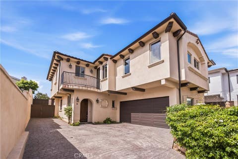 Photo of 1918 Harriman Lane, Redondo Beach, CA 90278 (MLS # SR26152899)