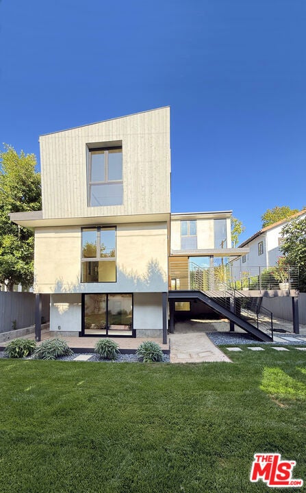 Tiny photo for 10519 Oaklawn Road, Los Angeles, CA 90064 (MLS # 26858325)