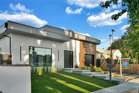 Photo of 6010 Lasaine Avenue, Encino, CA 91316 (MLS # SR25247501) Photo of 6010 Lasaine Avenue, Encino, CA 91316 (MLS # SR25247501)