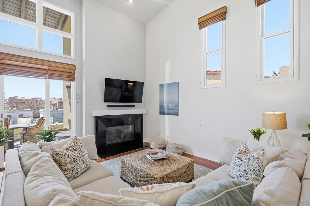 141 Orange Avenue 306