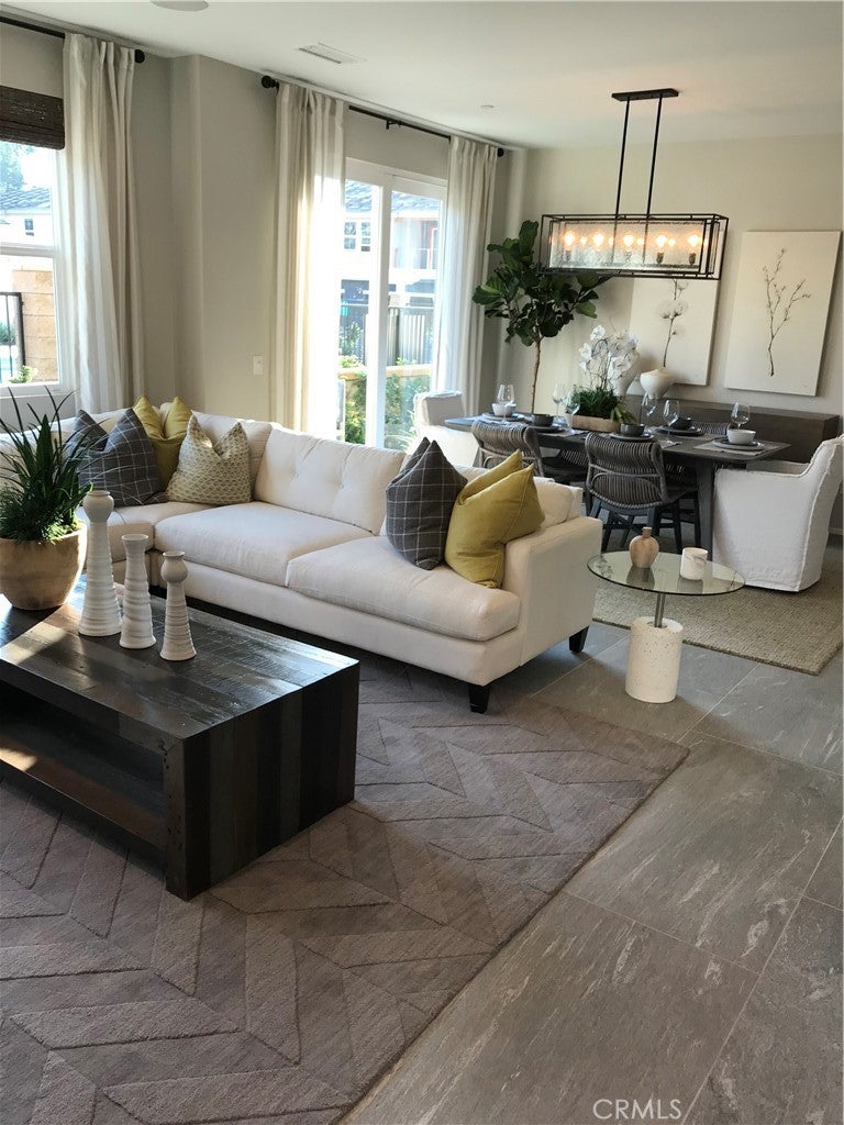 275 W Via Presido 107, Ontario CA 91762
