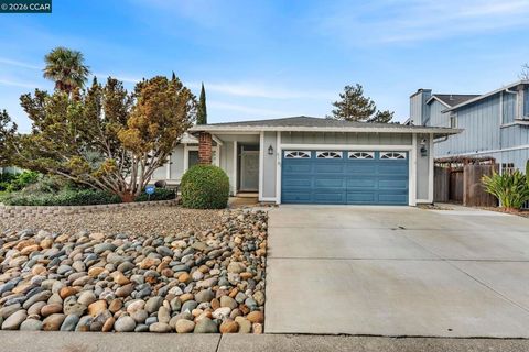 618 618 Kinglet Suisun City CA 94585