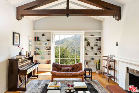 Photo of 3468 Troy Drive, Los Angeles, CA 90068 (MLS # 25621719)