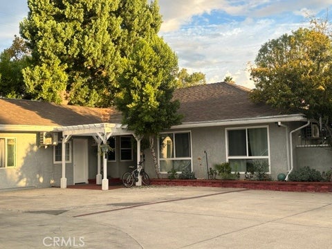 Photo of 18724 Chase ST, Northridge, CA 91324 (MLS # AR26200699)