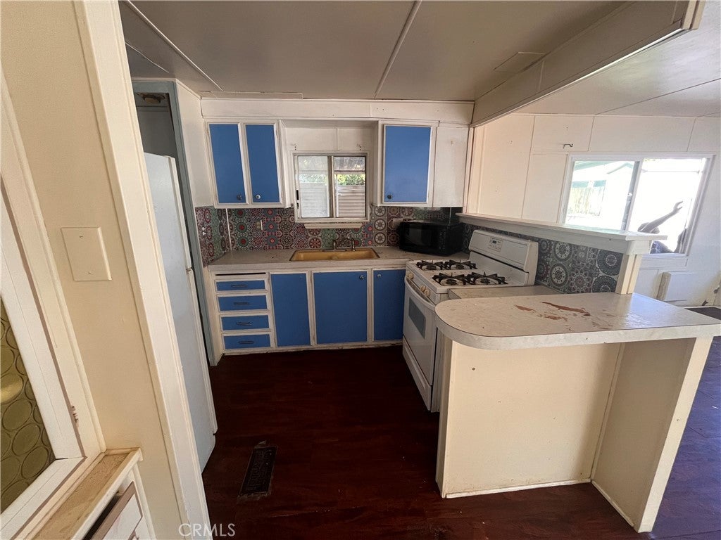 721 N Sunset Avenue 45