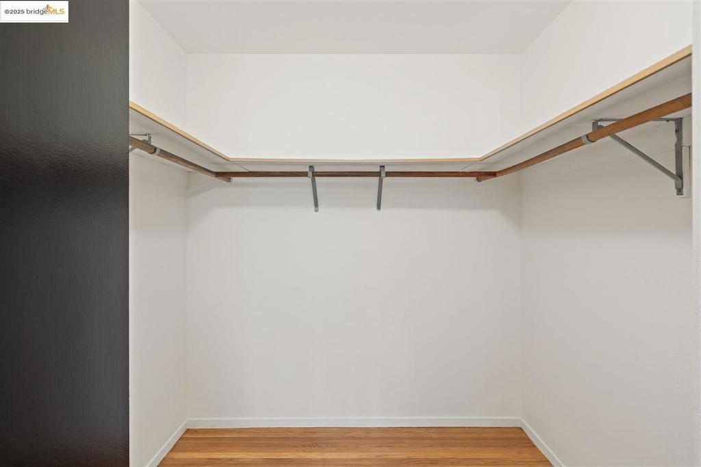 CLAREMONT - Residential