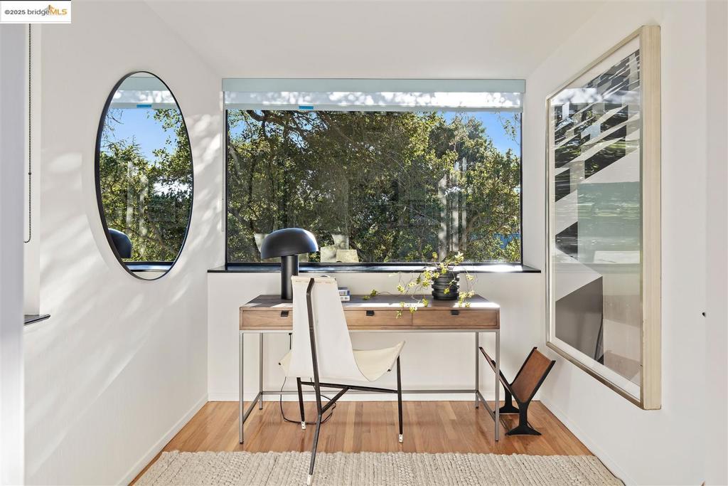 CLAREMONT - Residential