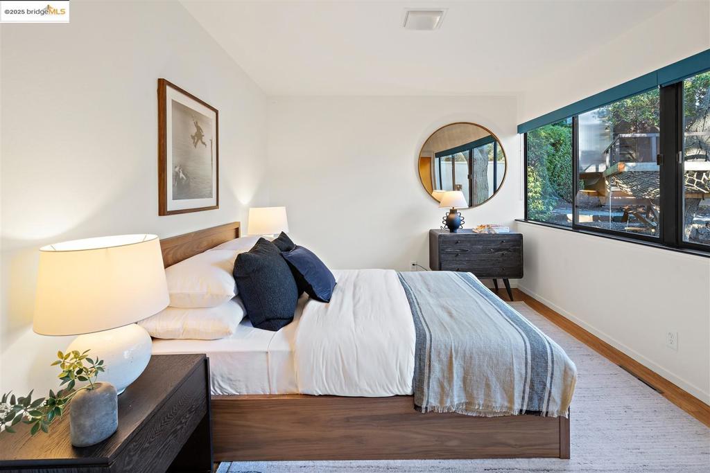 CLAREMONT - Residential