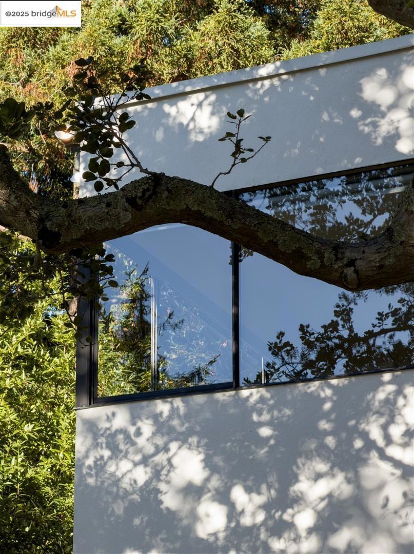 CLAREMONT - Residential