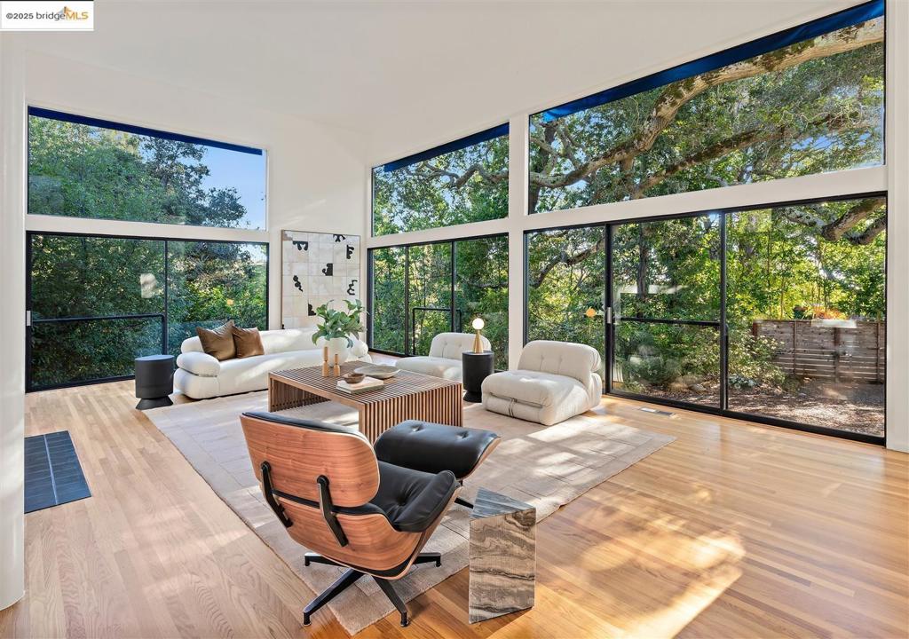 CLAREMONT - Residential