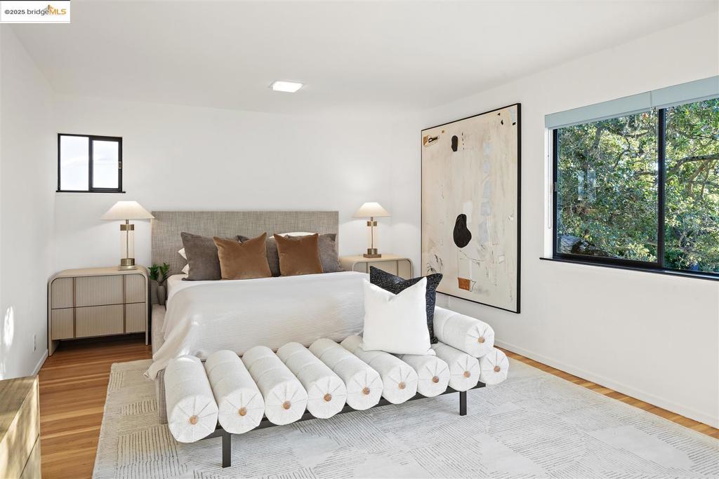 CLAREMONT - Residential