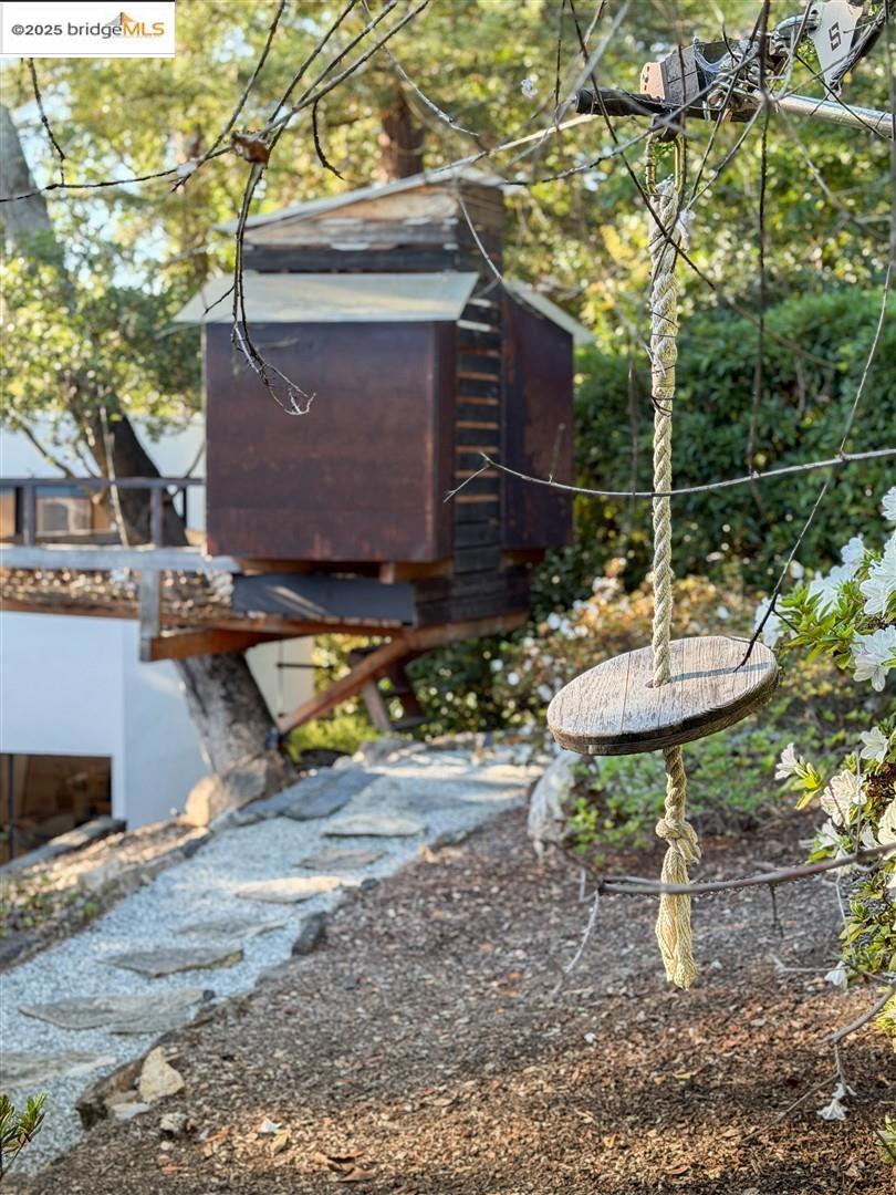 CLAREMONT - Residential