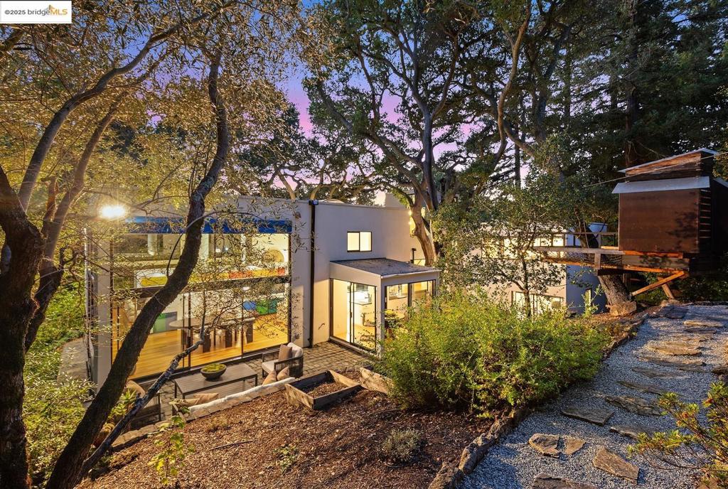 CLAREMONT - Residential