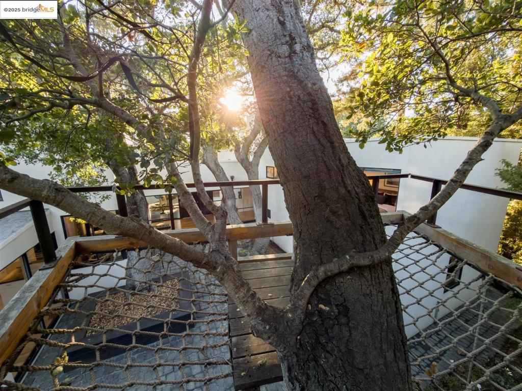 CLAREMONT - Residential