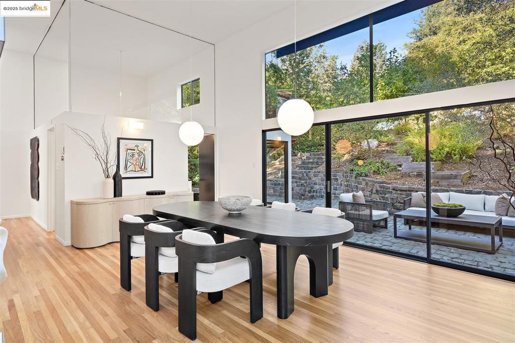 CLAREMONT - Residential