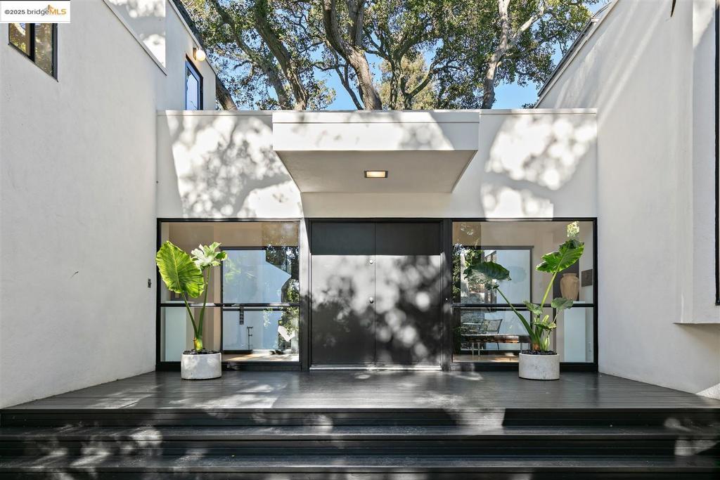 CLAREMONT - Residential