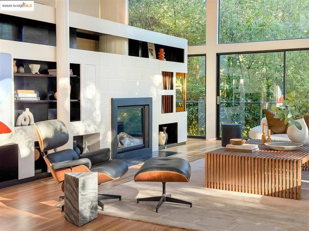 CLAREMONT - Residential