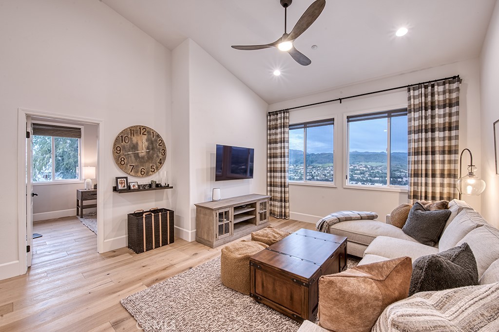 Trabuco Canyon, California, 92679, United States, 5 Bedrooms Bedrooms, ,5 BathroomsBathrooms,Residential,Active,2016408
