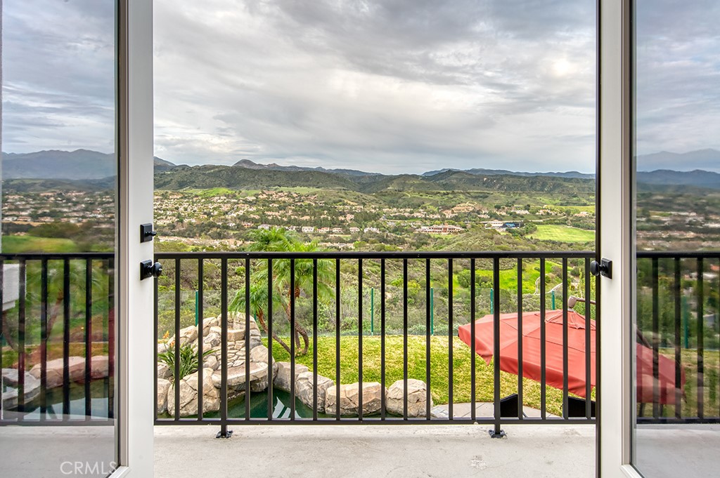 Trabuco Canyon, California, 92679, United States, 5 Bedrooms Bedrooms, ,5 BathroomsBathrooms,Residential,Active,2016408