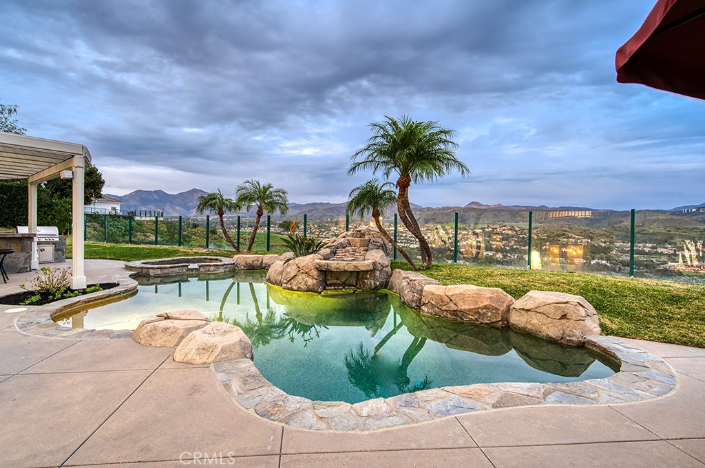 Trabuco Canyon, California, 92679, United States, 5 Bedrooms Bedrooms, ,5 BathroomsBathrooms,Residential,Active,2016408