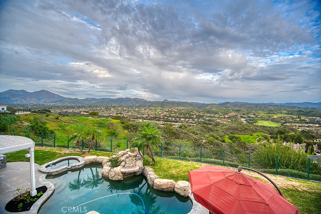 Trabuco Canyon, California, 92679, United States, 5 Bedrooms Bedrooms, ,5 BathroomsBathrooms,Residential,Active,2016408