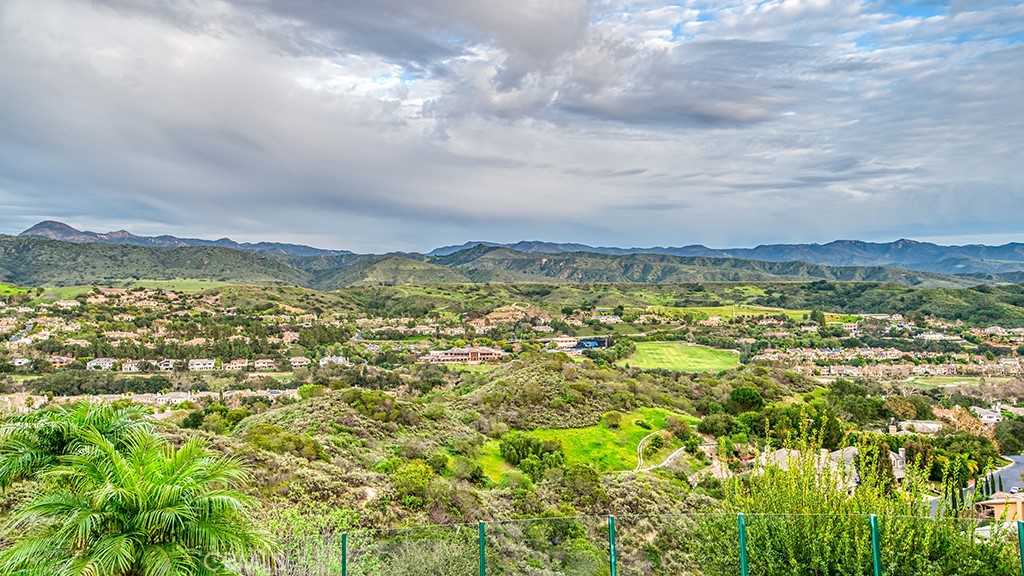 Trabuco Canyon, California, 92679, United States, 5 Bedrooms Bedrooms, ,5 BathroomsBathrooms,Residential,Active,2016408