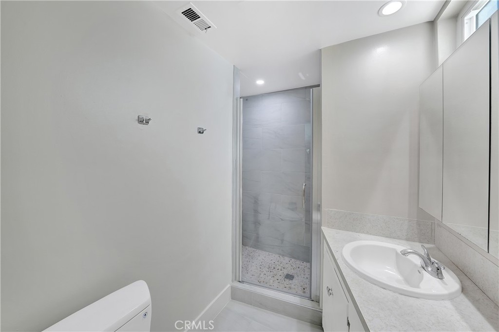 Balboa Island - Main Island (BALM) - Residential Lease