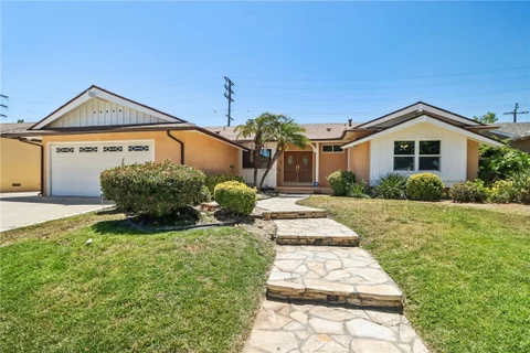 MLS: SR26190611