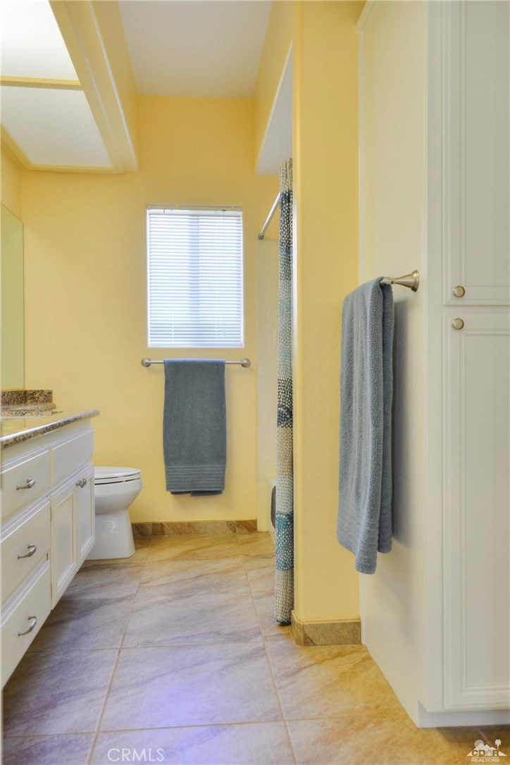 Laguna De La Paz - Residential