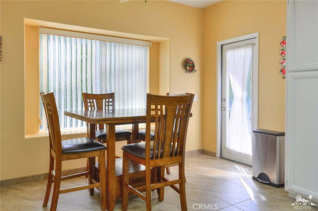 Laguna De La Paz - Residential