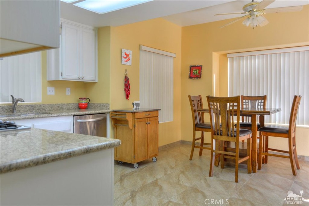 Laguna De La Paz - Residential