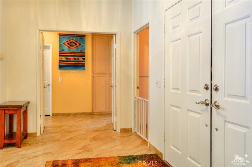 Laguna De La Paz - Residential