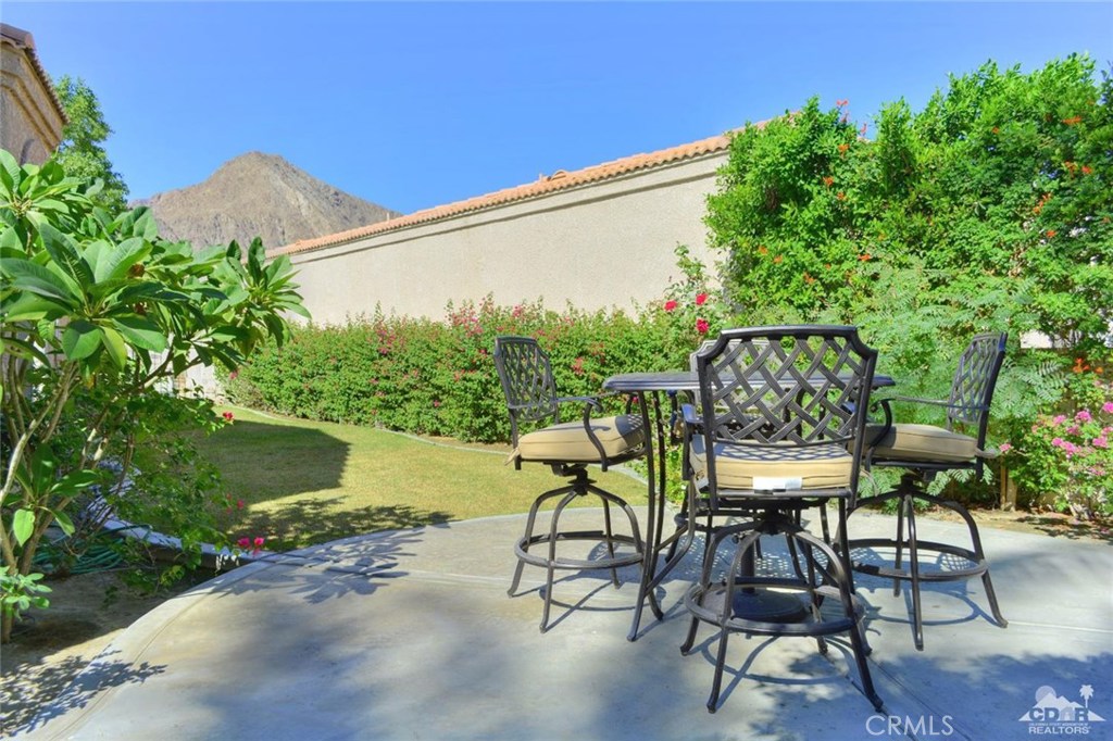 Laguna De La Paz - Residential