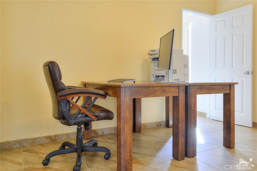 Laguna De La Paz - Residential