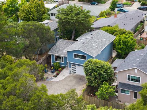 Tiny photo for 4029 Aliso AVE, Oakland, CA 94619 (MLS # 41136955)
