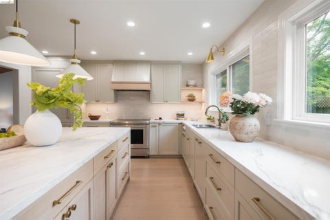 Tiny photo for 4029 Aliso AVE, Oakland, CA 94619 (MLS # 41136955)
