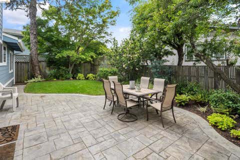 Tiny photo for 4029 Aliso AVE, Oakland, CA 94619 (MLS # 41136955)