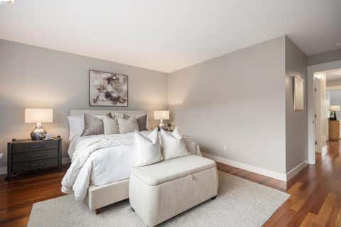 Tiny photo for 4029 Aliso AVE, Oakland, CA 94619 (MLS # 41136955)
