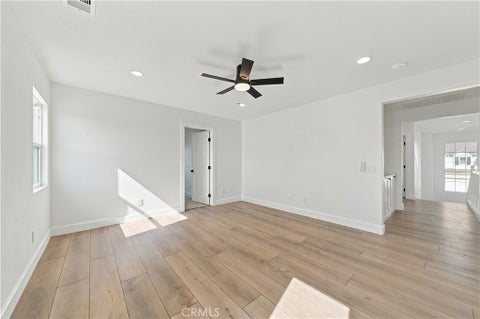 Tiny photo for 39263 Half Moon Circle, Murrieta, CA 92563 (MLS # SW26228538)