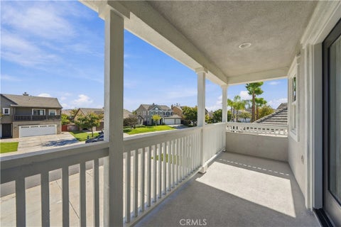 Tiny photo for 39263 Half Moon Circle, Murrieta, CA 92563 (MLS # SW26228538)
