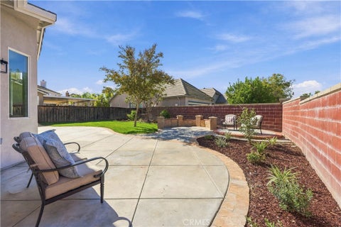 Tiny photo for 39263 Half Moon Circle, Murrieta, CA 92563 (MLS # SW26228538)