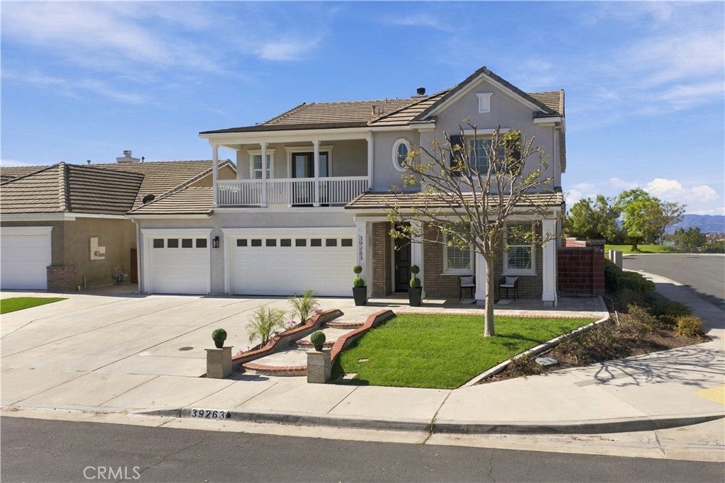 39263 Half Moon Circle