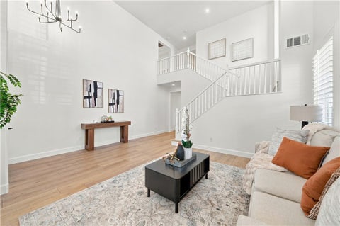 Tiny photo for 39263 Half Moon Circle, Murrieta, CA 92563 (MLS # SW26228538)