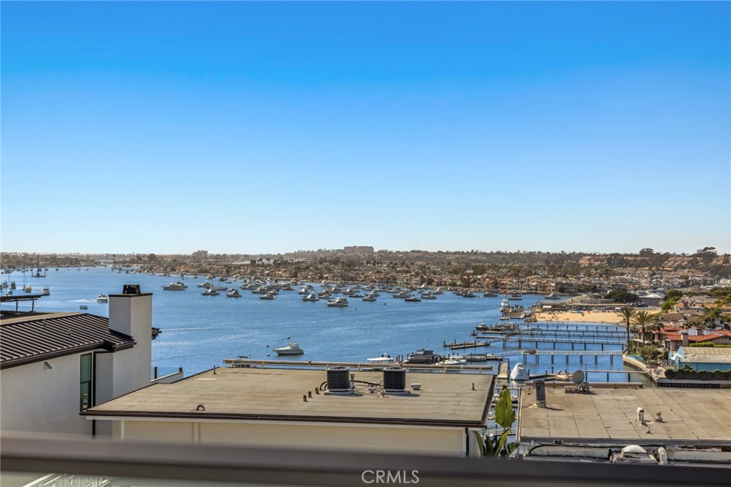 Corona del Mar South of PCH (CDMS) - Residential