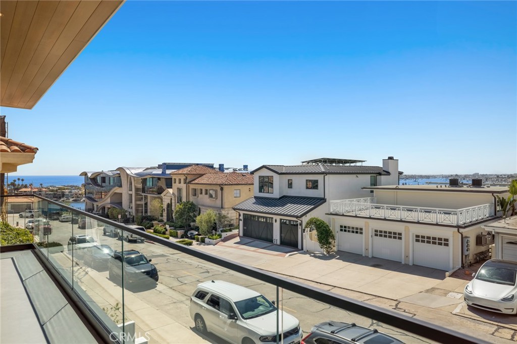 Corona del Mar South of PCH (CDMS) - Residential